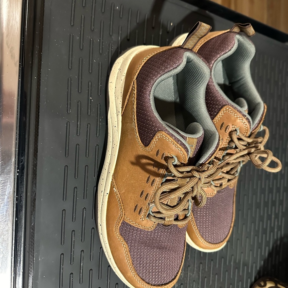 Women’s size 11 LL Bean shoes.